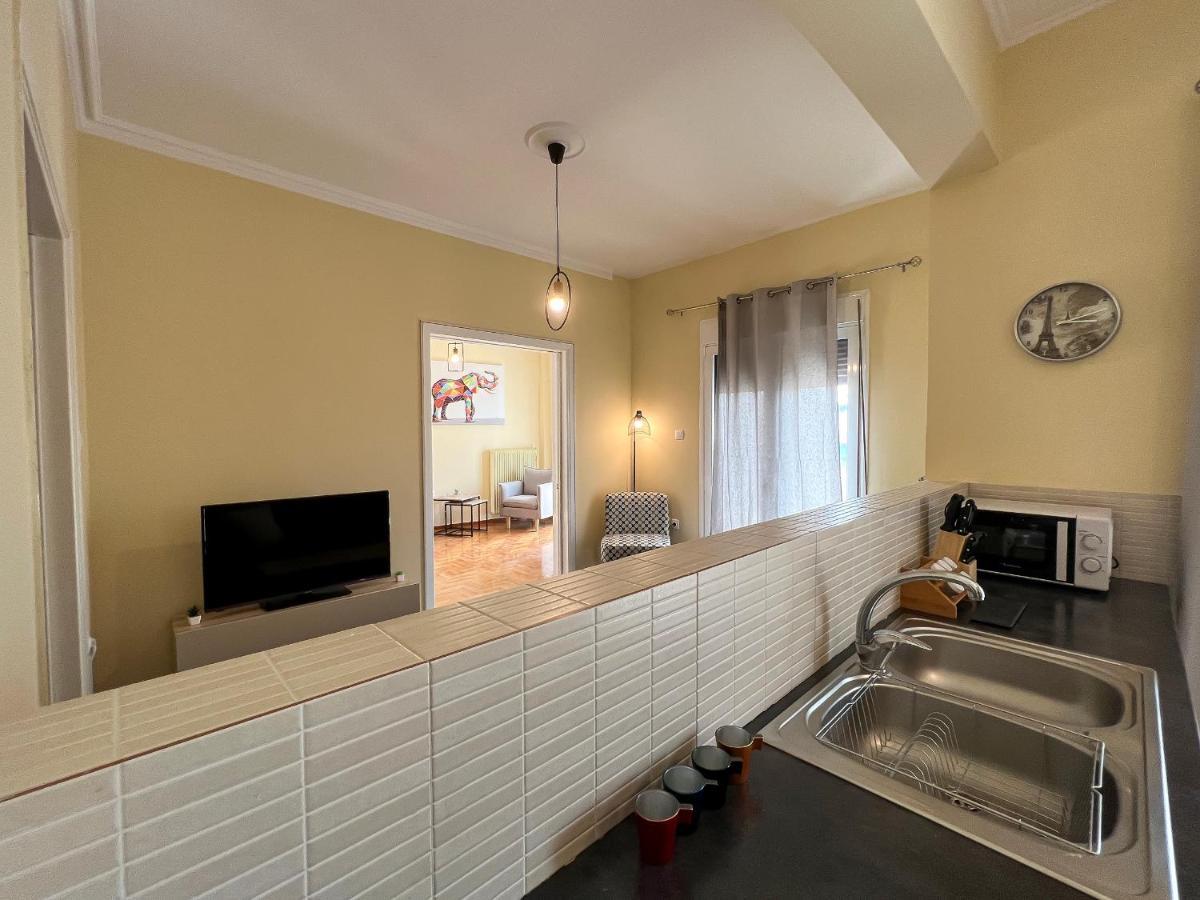 Chiou Spacious 90Sqm Apt In Athen Eksteriør bilde